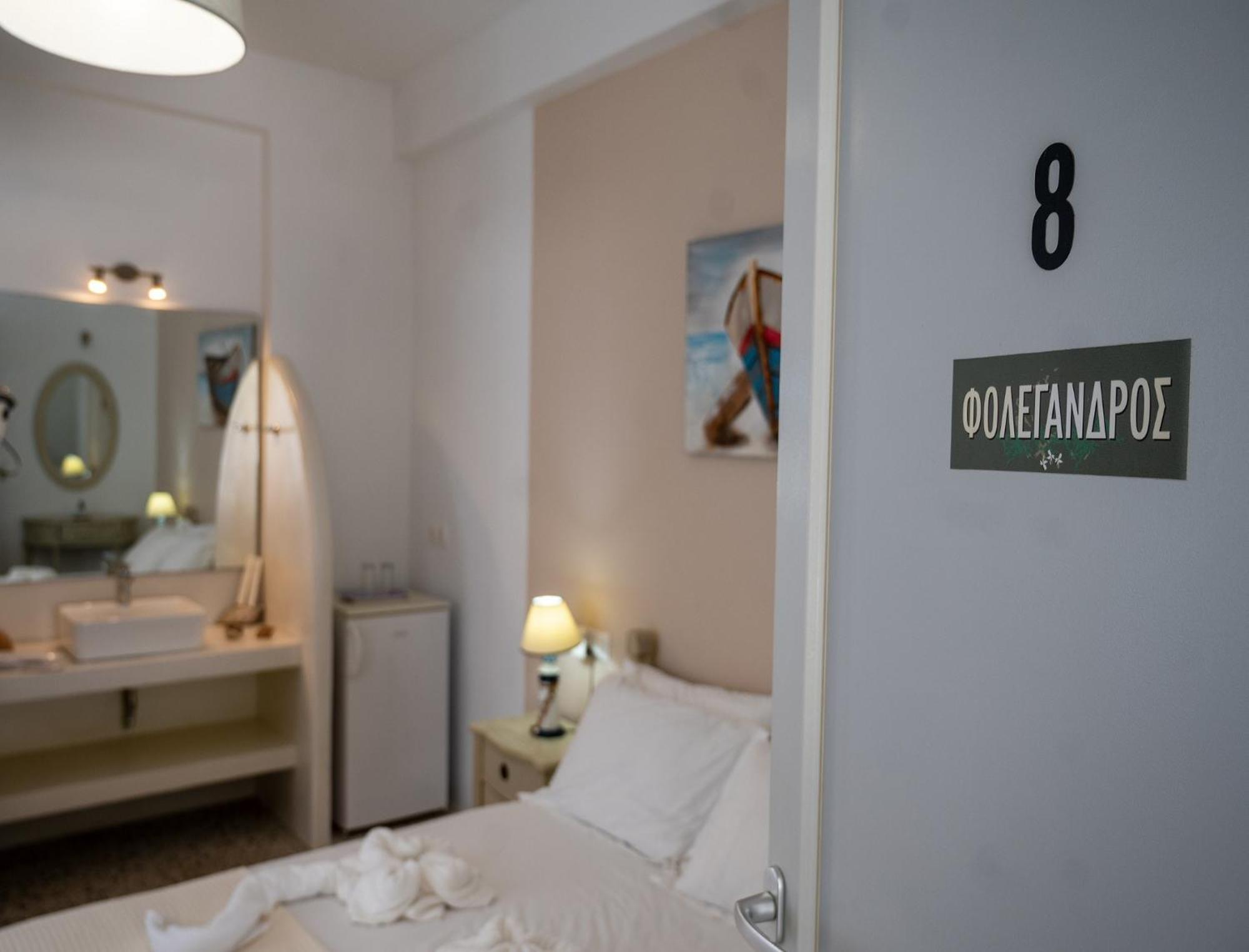 Giasemi Rooms Livadi  Exterior photo