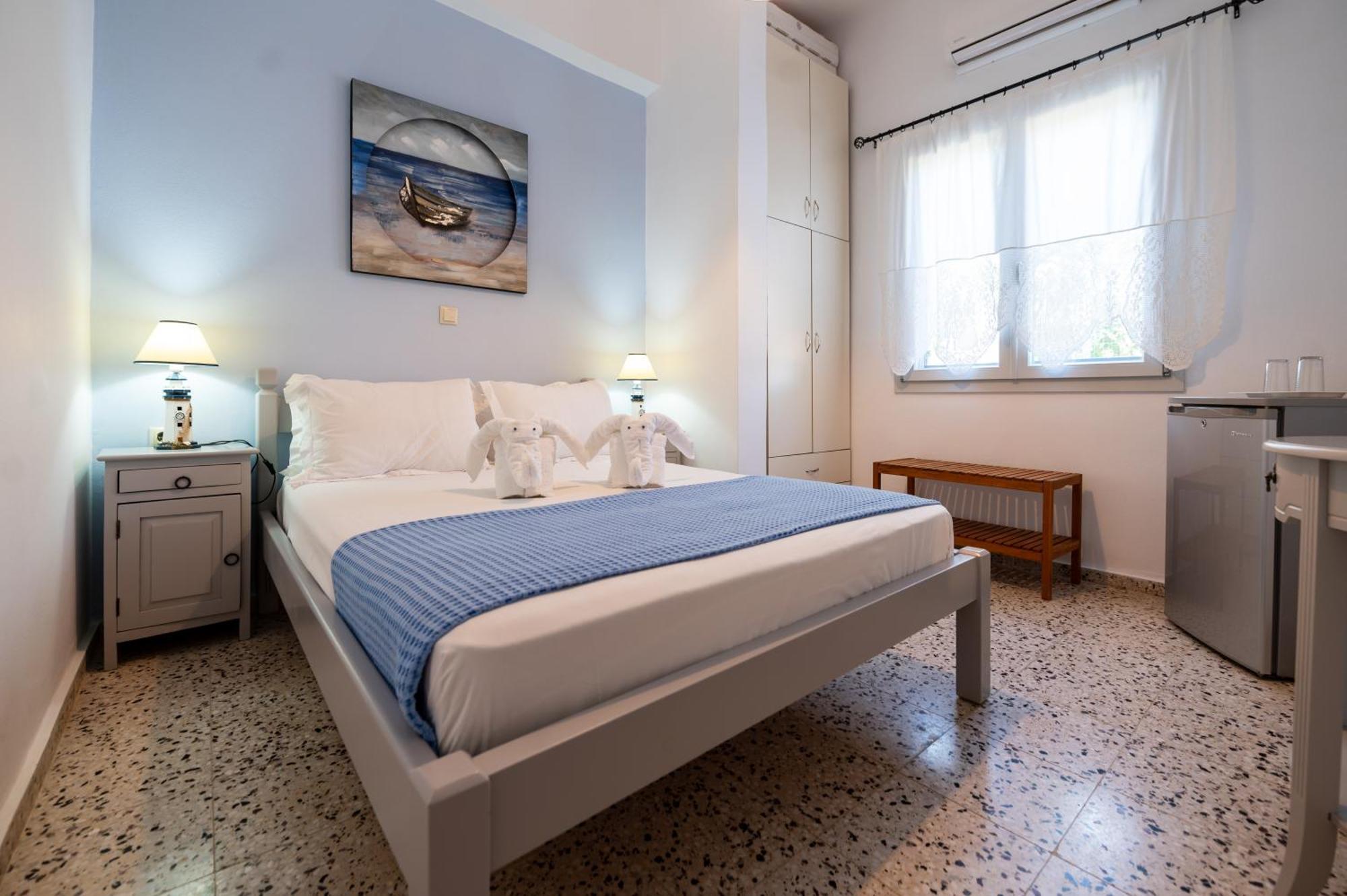 Giasemi Rooms Livadi  Exterior photo