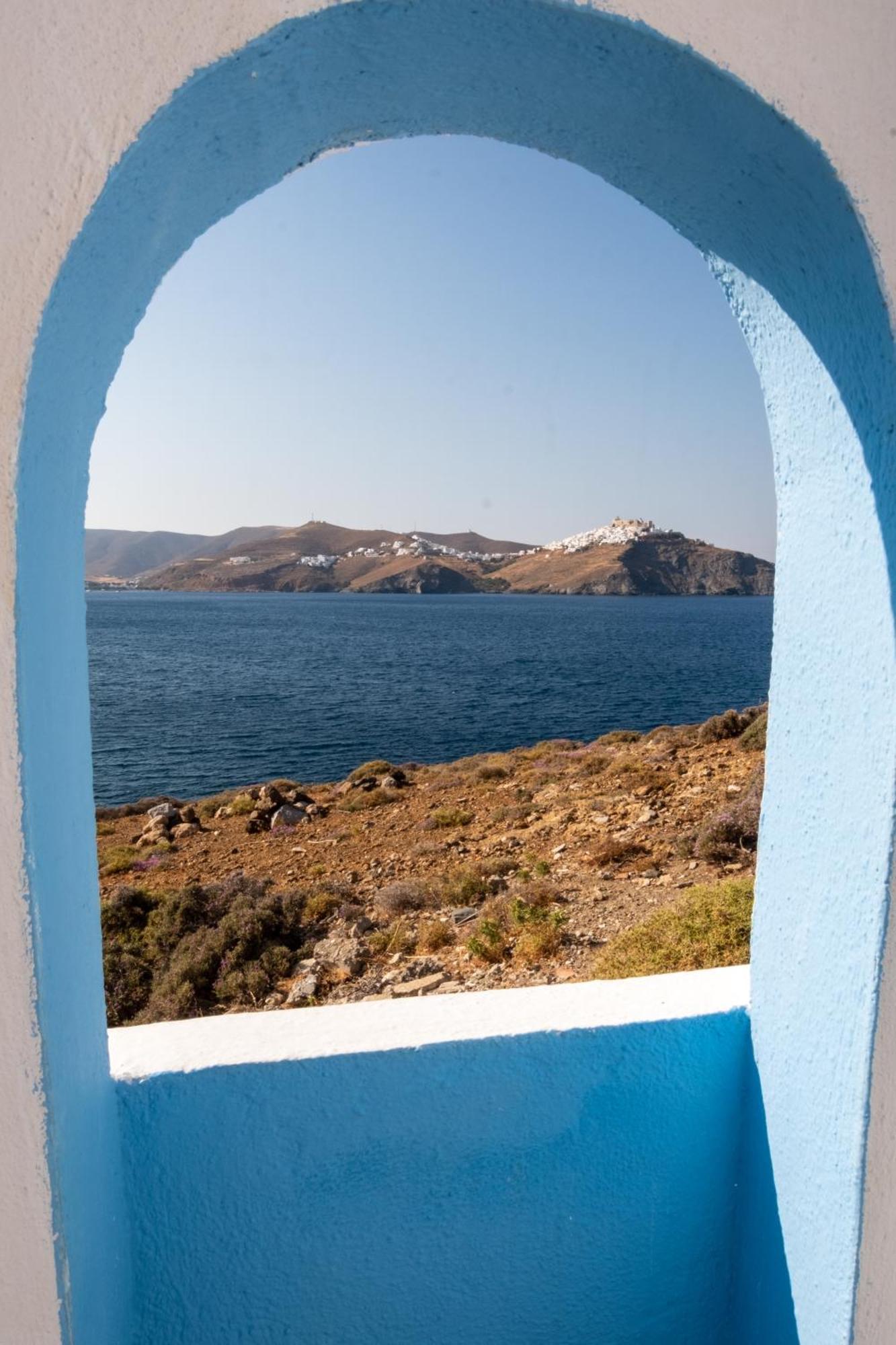 Giasemi Rooms Livadi  Exterior photo