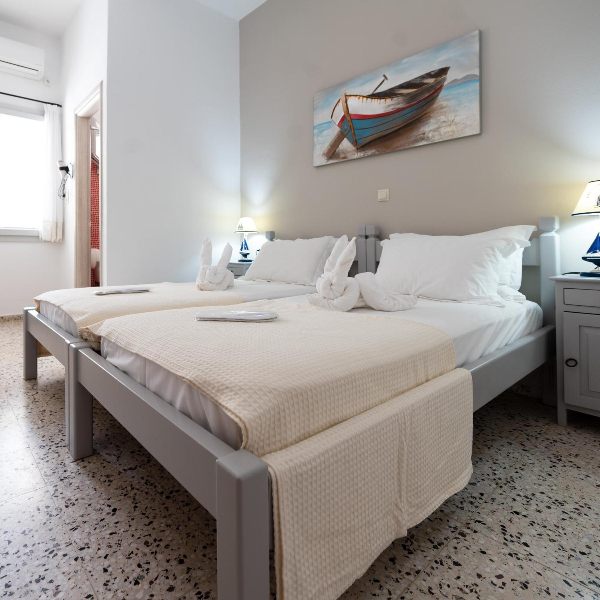 Giasemi Rooms Livadi  Exterior photo