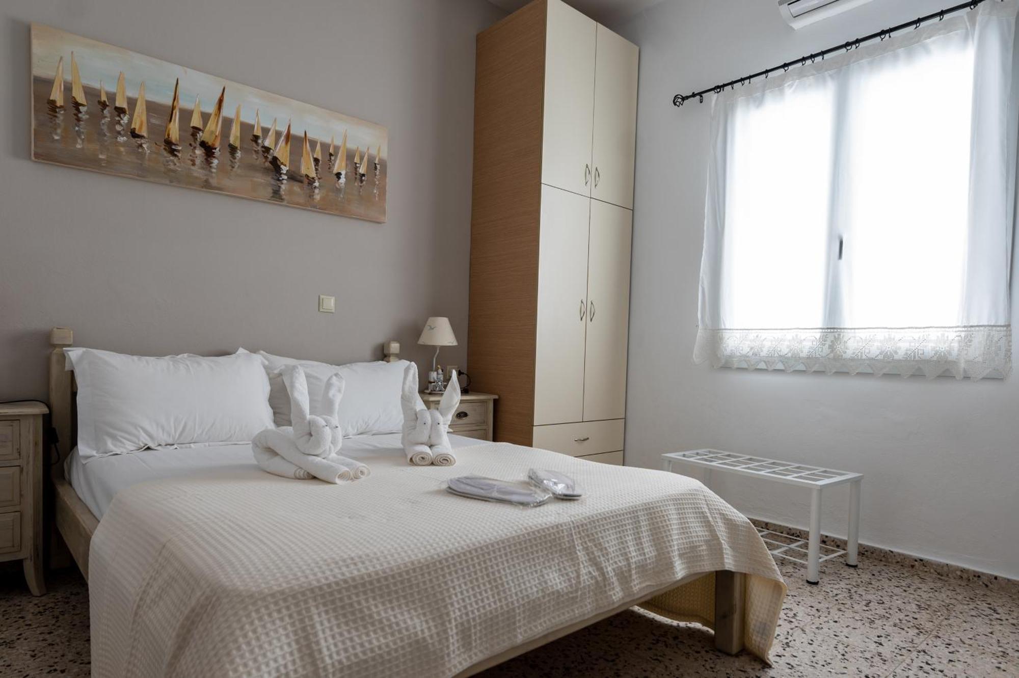 Giasemi Rooms Livadi  Exterior photo